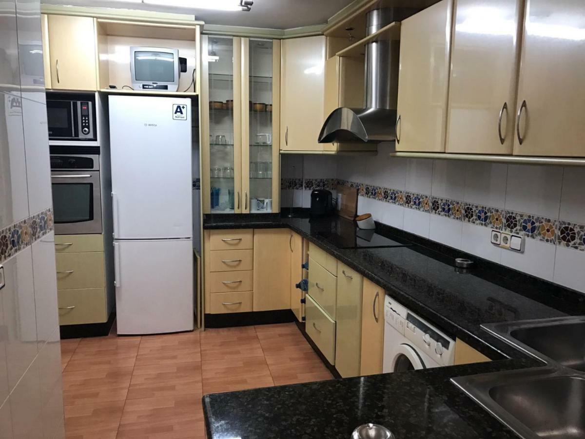 Apartamento Turistico Loyola Benidorm Buitenkant foto
